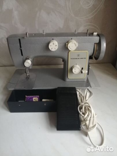 Швейная машина Чайка 142м с электроприводом