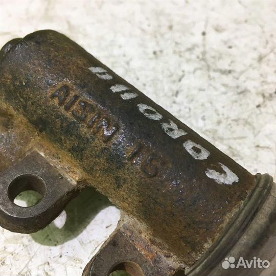 Цилиндр сцепления рабочий Тойота Королла Е120