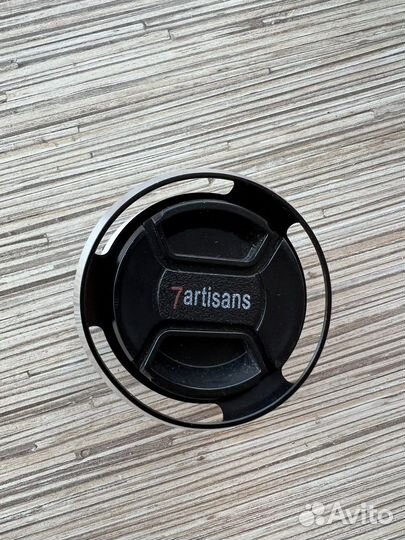 Объектив 7artisans