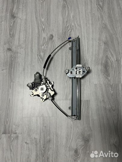 Стеклоподъемник передний левый Nissan Juke F15