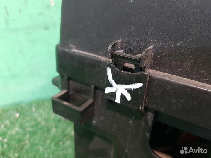 Блок предохранителей моторный Subaru Tribeca WX 2