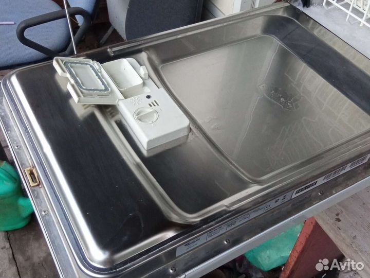 Посудомоечная машина Whirlpool