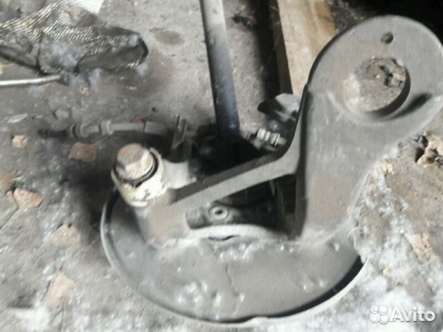 Кулак задний левый правый Audi A5