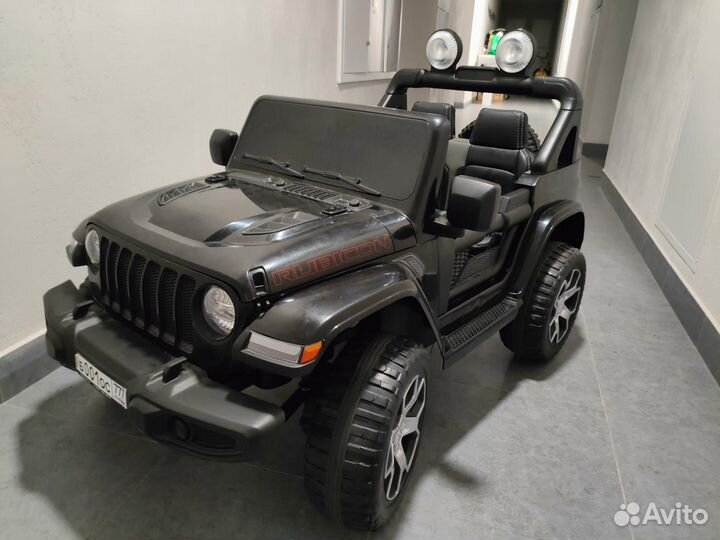 Детский электромобиль джип