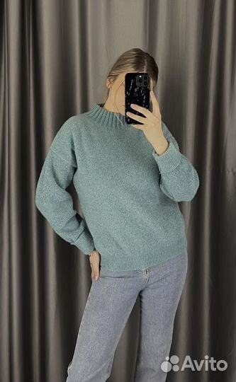 Свитер женский