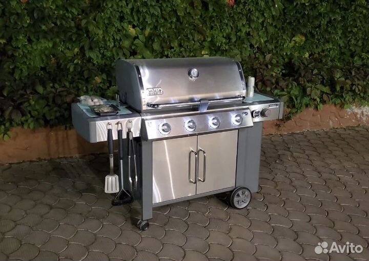 Газовый гриль Weber Genesis II LX сталь