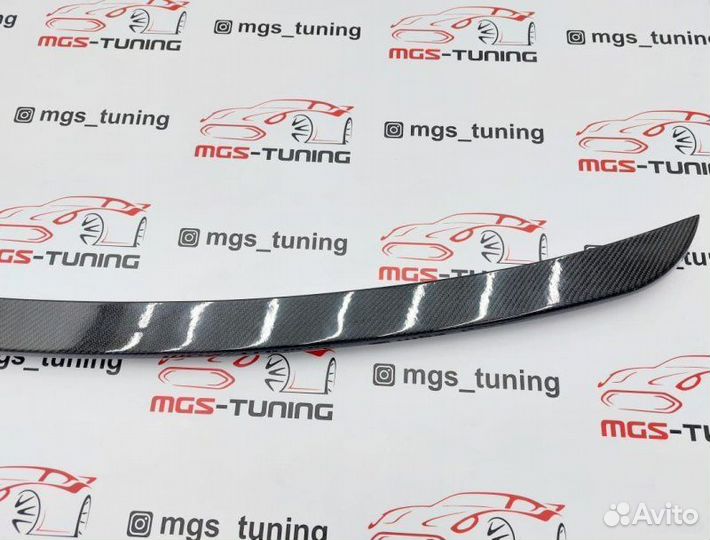 Спойлер на крышку багажника BMW X5 G05 Карбон