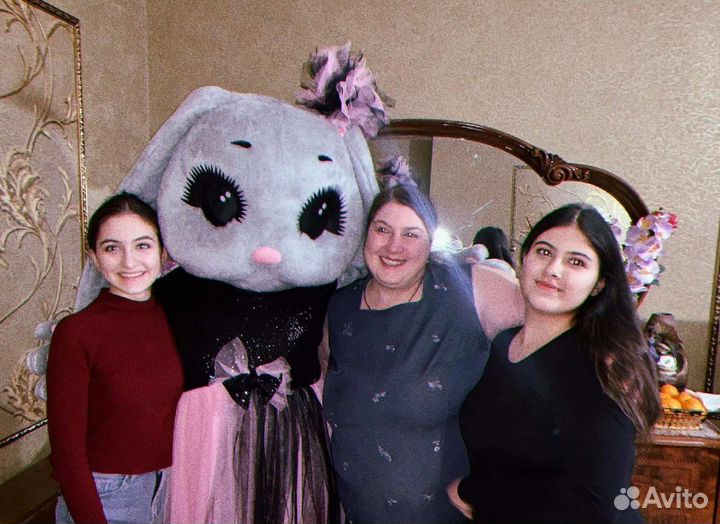 Аниматор, ростовая кукла Зайка Милашка