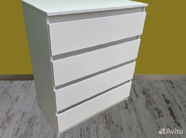 Комод в зал