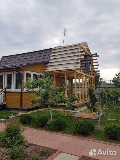 Бригада строителей