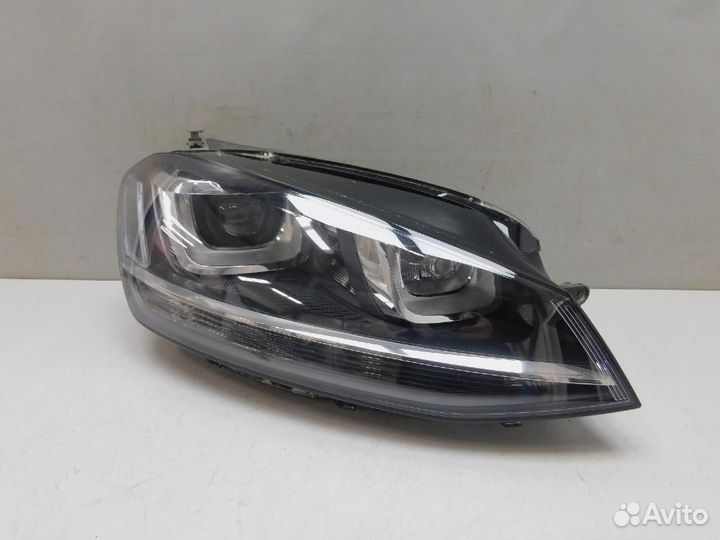 Фара правая Volkswagen Golf
