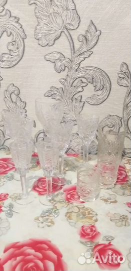 Стаканы, рюмки, кружки