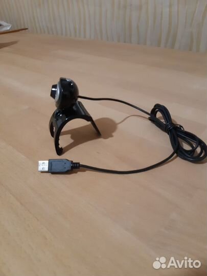 Веб-камера Trust Chat Webcam 16430 -02 б/у