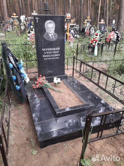 Памятники, укладка плитки. Гранит, мрамор