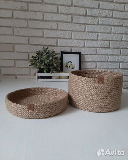 Джутовая корзина с крышкой