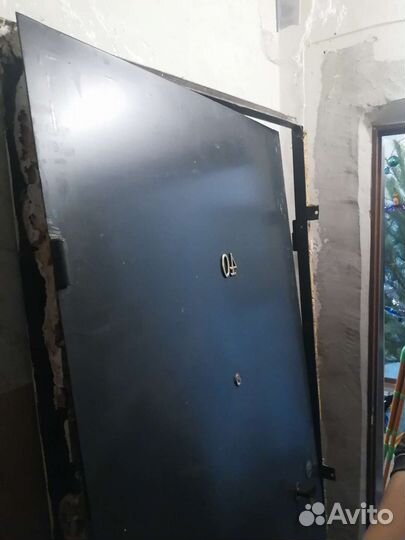 Дверь входная металлическая уличная