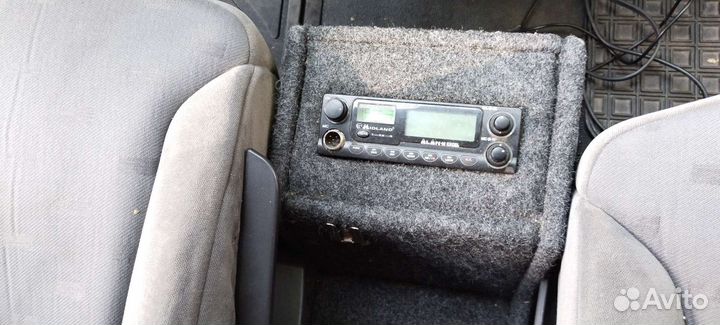 Автомобильная рация с антенной