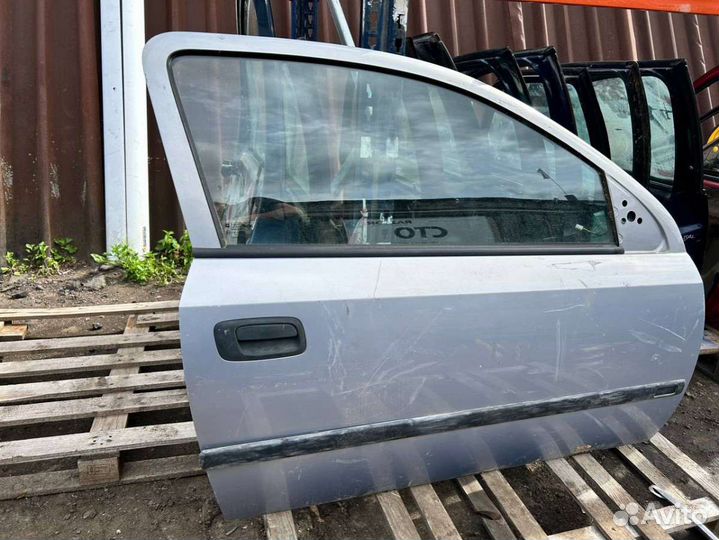 Дверь передняя правая OpelAstra G2001