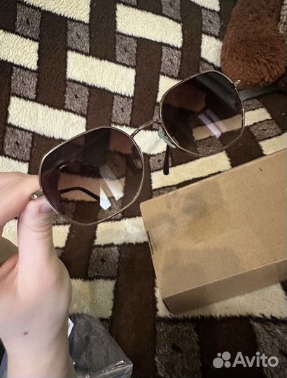 Солнцезащитные очки