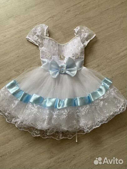 Платье снежинки 104