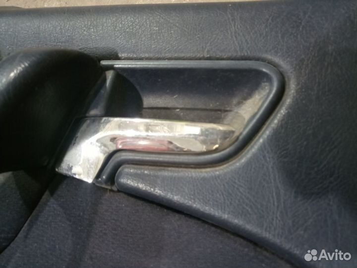 Ручка двери внутренняя левая Mercedes W202