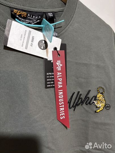 Свитшот лонгслив Alpha Industries