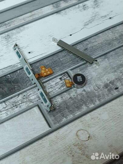 Samsung S20 FE на разбор