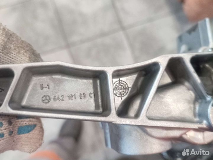 Масляный насос w164 gl164 om642