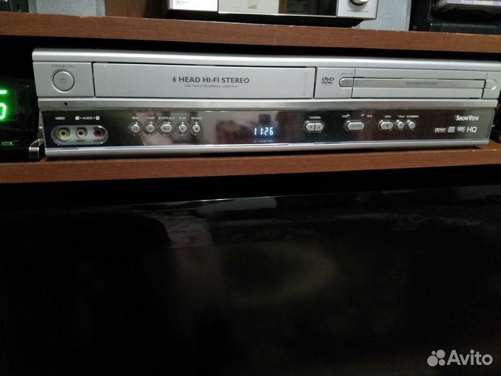 Видеомагнитофон с DVD Philips DVP 620 VR