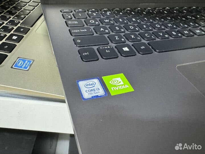 Мощный игровой ноутбук Acer core i3 mx 230