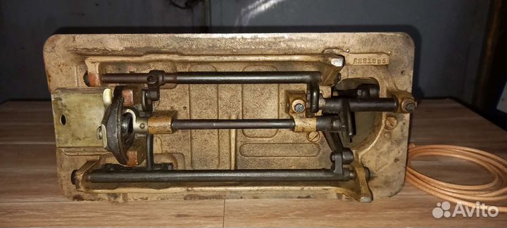 Швейная машинка бу ножная