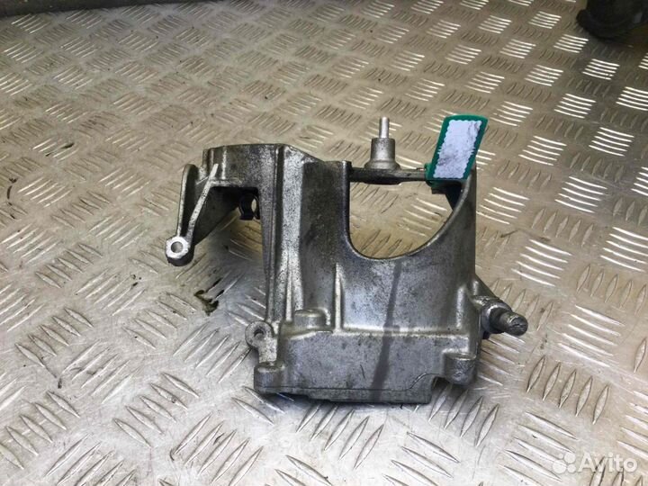 Кронштейн топливного фильтра Citroen C4 9672309580