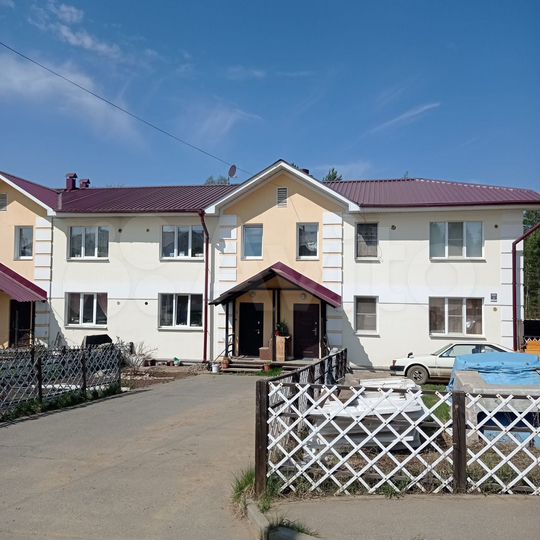 2-к. квартира, 49 м², 1/2 эт.