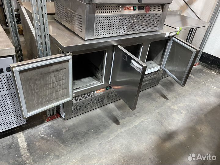 Морозильный стол