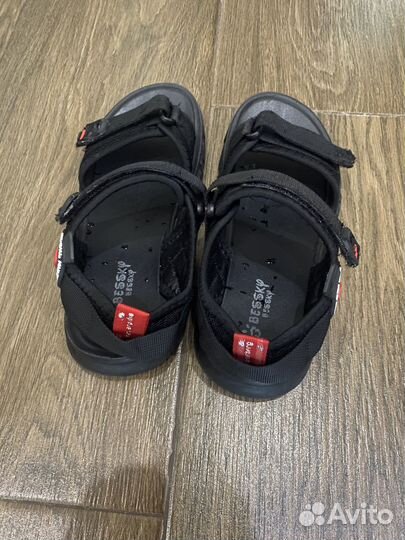 Сандалии 35р