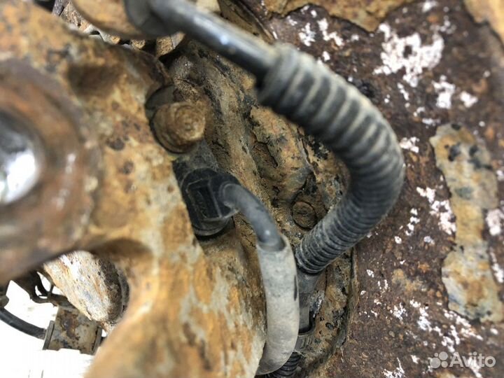 Кулак поворотный задний левый L Kia Magentis