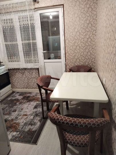 2-к. квартира, 60 м², 3/5 эт.