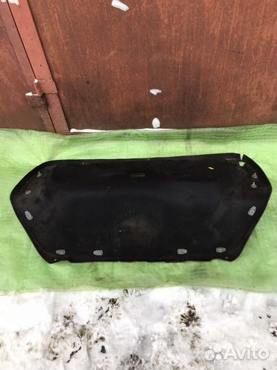 Обшивка крышки багажника Mercedes W220 1998-2005