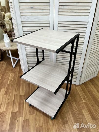 Стеллаж лофт металлический на колесиках