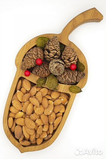 Миндаль сырой очищенный 300 г