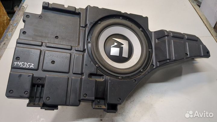 Сабвуфер Mitsubishi Pajero, 2007