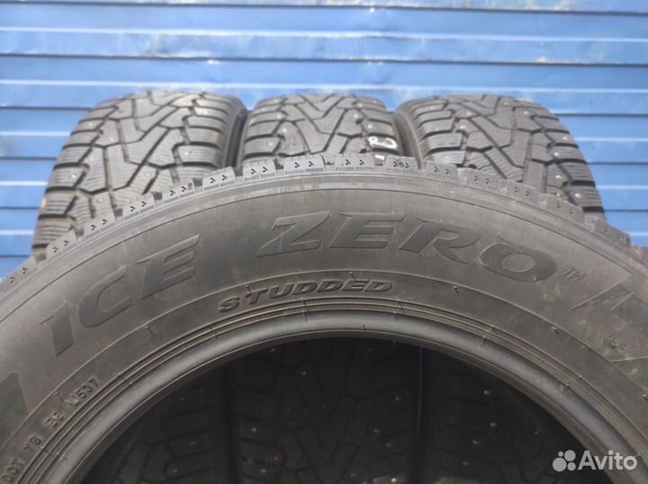 Pirelli Ice Zero SUV 215/65 R17 103T