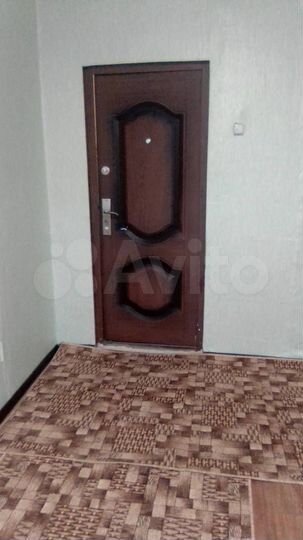 Комната 10,8 м² в 6-к., 4/4 эт.