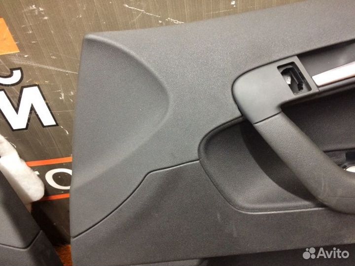 Обшивка двери Audi A3 8P caxc 2009