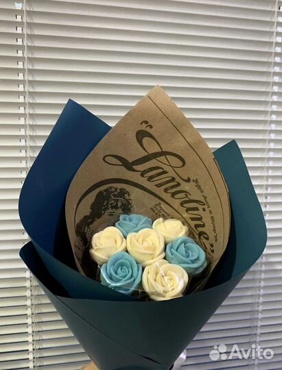 Сладкий подарок девушке