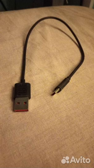 Беспроводные наушники jbl