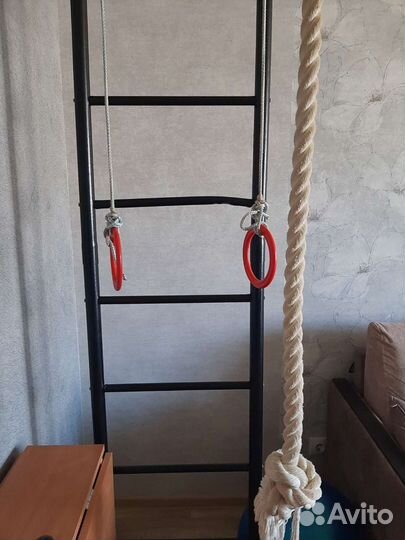 Спортивная шведская стенка