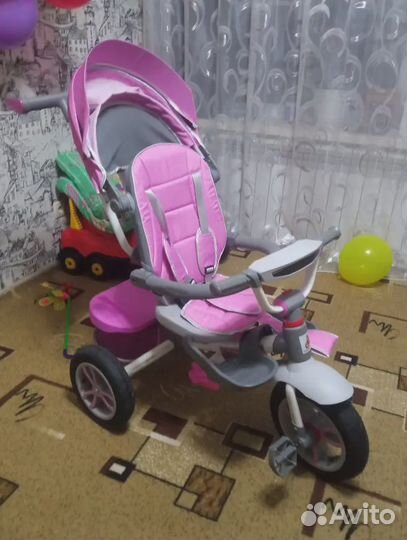 Трехколесный велосипед с родительской ручкой