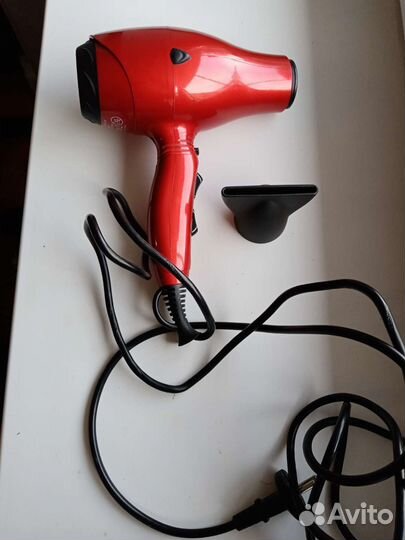 Фен 2000 Вт Profile Compact dewal 03-119