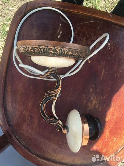 Светильник настенный